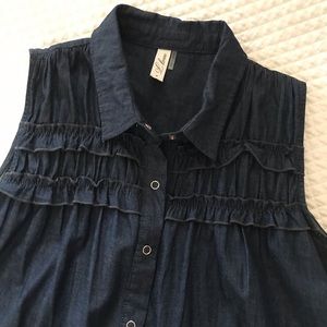 Sleeveless Chambray Dress